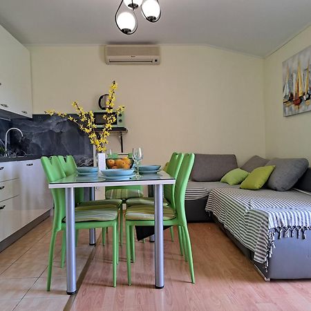 Apartment Penic Kaštela Buitenkant foto