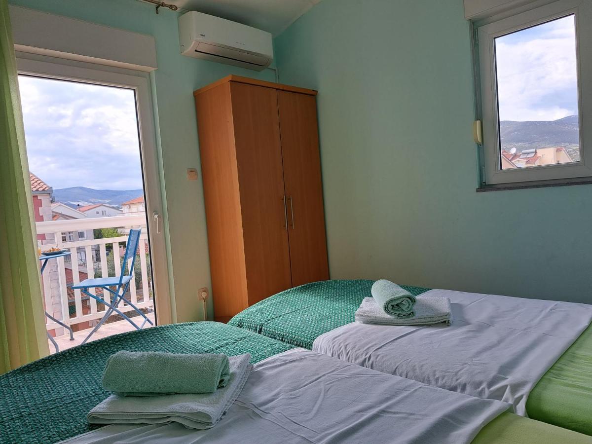 Apartment Penic Kaštela Buitenkant foto